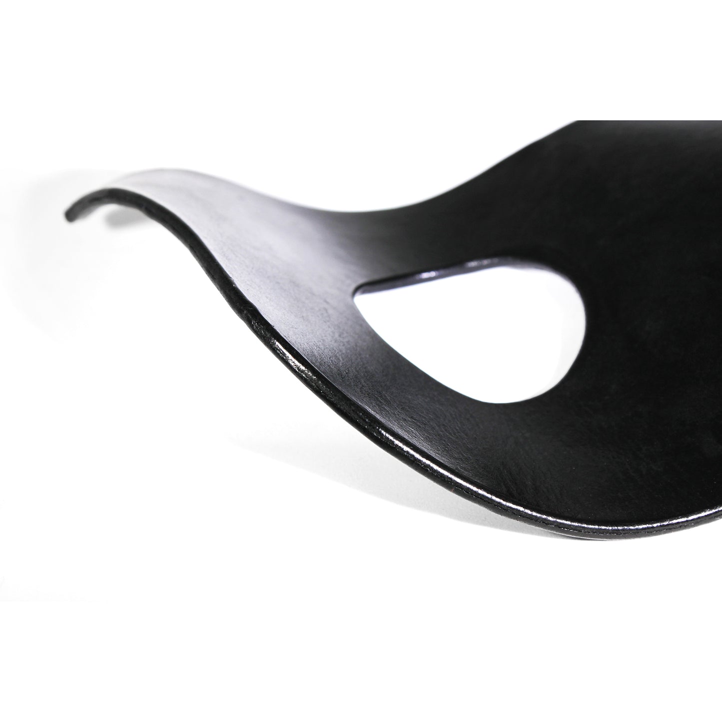 MOLDED LEATHER BANGLE I